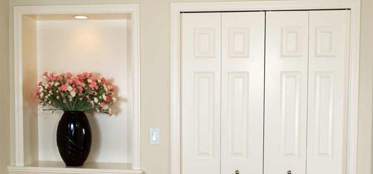 residential closet door repair in Norco
